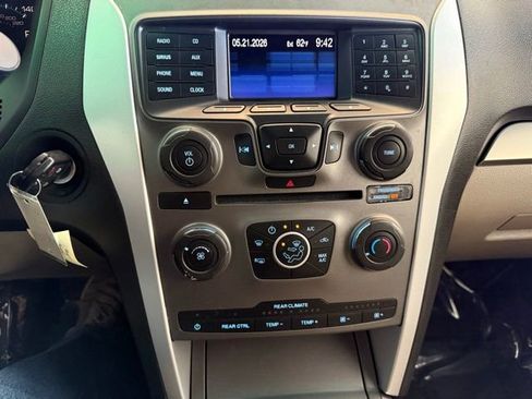 Used 2014 Ford Explorer 4WD image 14