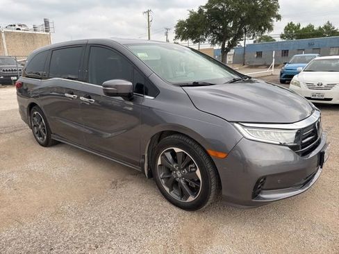 Used 2024 Honda Odyssey Elite image 1