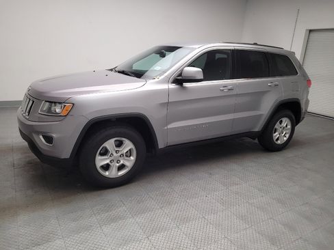 Used 2016 Jeep Grand Cherokee Laredo RWD image 2