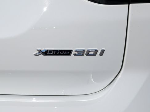 Certified 2024 BMW X3 xDrive30i w/ Premium Package image 12