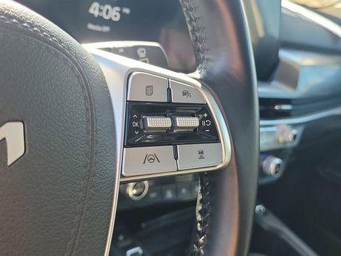 Used 2025 Kia Telluride S AWD/4WD image 29
