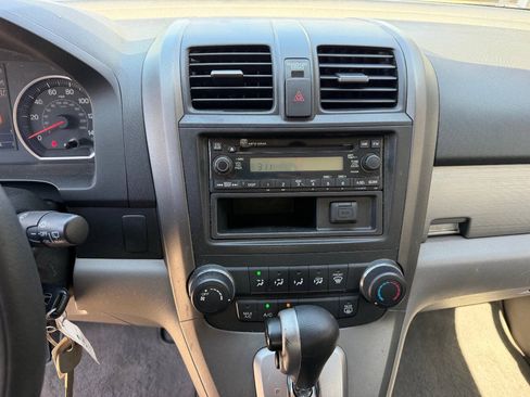 Used 2011 Honda CR-V LX image 18