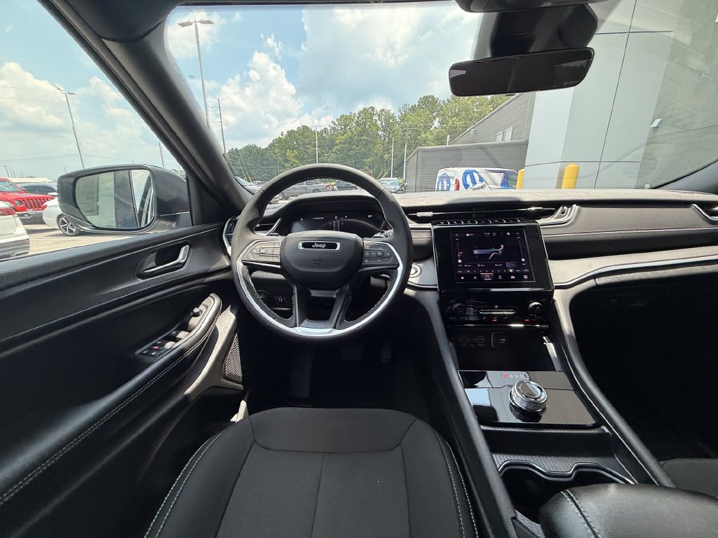 New 2026 Jeep Grand Cherokee 2WD image 8