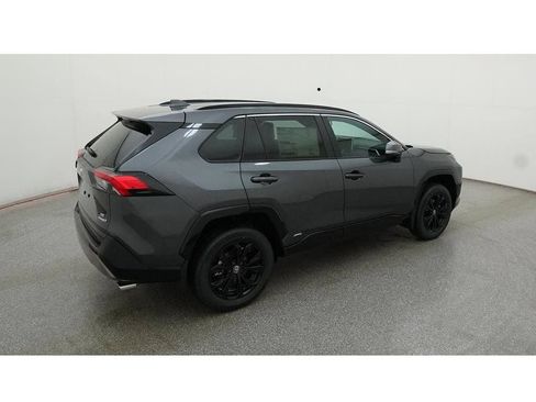 Used 2024 Toyota RAV4 SE AWD/4WD image 12