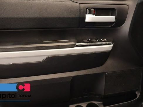 Used 2021 Toyota Tundra SR5 w/ SR5 Upgrade Package AWD/4WD image 9