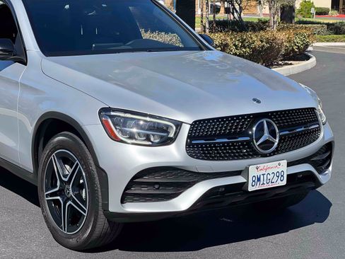 Used 2020 Mercedes-Benz GLC 300 4MATIC image 40