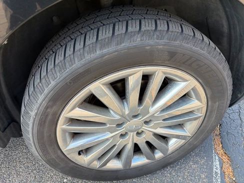 Used 2013 Lincoln MKX AWD image 11