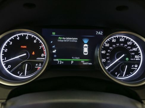 Used 2024 Toyota Camry LE AWD/4WD image 34