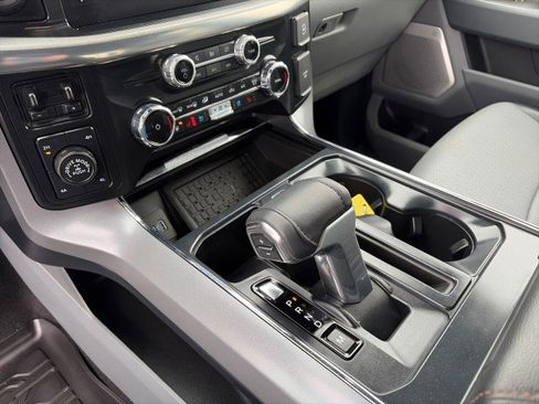 Used 2024 Ford F150 Lariat w/ Equipment Group 502A High image 18