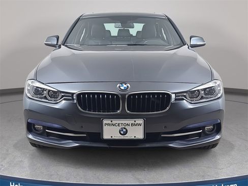 Used 2017 BMW 330i xDrive Sedan image 3