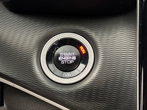 Used 2024 Jeep Grand Cherokee Altitude RWD image 52