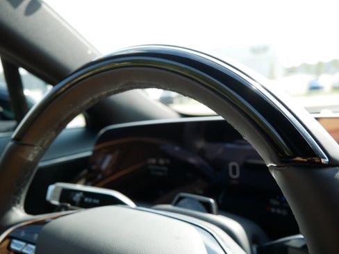 New 2026 Cadillac Lyriq Luxury image 24