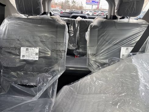 New 2026 Ford Explorer Active w/ Active Comfort Package AWD/4WD image 22