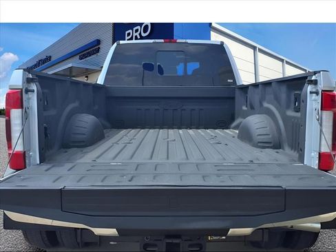 Used 2019 Ford F450 Lariat w/ Lariat Ultimate Package image 27