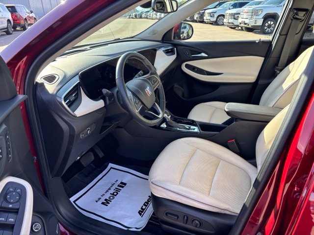 Certified 2024 Buick Encore GX Avenir w/ Avenir Convenience Package AWD/4WD image 9
