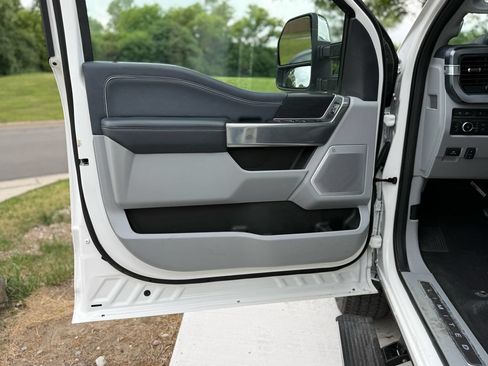 Used 2024 Ford F250 Limited w/ FX4 Off-Road Package AWD/4WD image 9