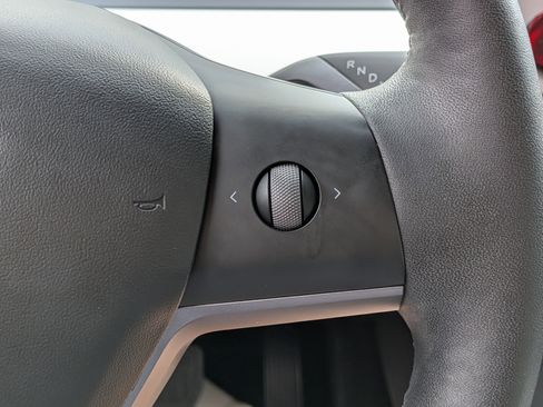 Used 2022 Tesla Model 3 Long Range image 26