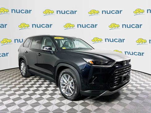 Used 2024 Toyota Grand Highlander AWD image 1