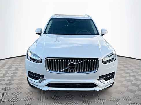 Used 2023 Volvo XC90 B5 Plus w/ Protection Package Premier image 2
