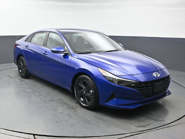Used 2023 Hyundai Elantra SEL FWD image 1