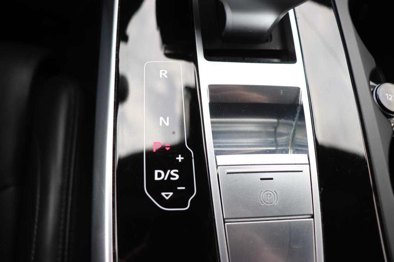 Used 2019 Audi Q8 Prestige AWD/4WD image 50