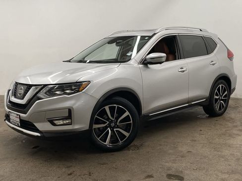 Used 2017 Nissan Rogue SL w/ SL Premium Package image 1