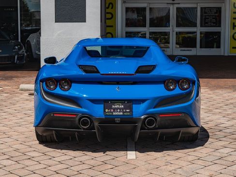 Used 2021 Ferrari F8 Tributo image 14