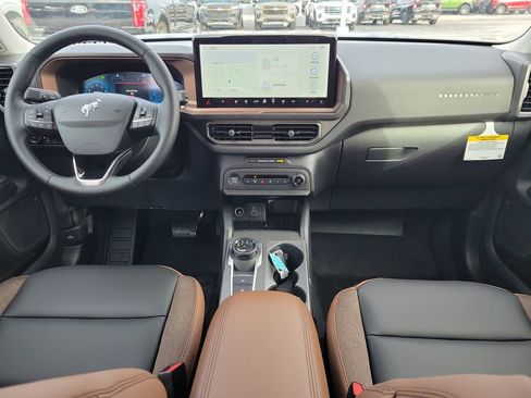 New 2025 Ford Bronco Sport Outer Banks w/ Outer Banks Tech Package+ image 11