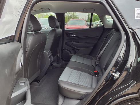 New 2026 Chevrolet Trax LT FWD image 9