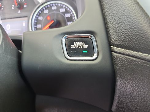 Used 2020 GMC Acadia SLE w/ Driver Convenience Package FWD image 27