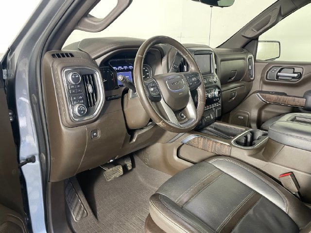 Used 2021 GMC Sierra 1500 Denali w/ Denali Ultimate Package AWD/4WD image 3