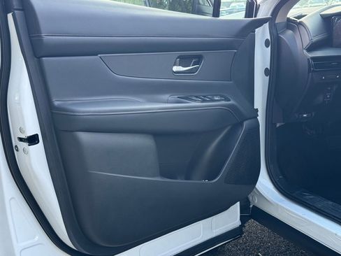 New 2025 Nissan Murano SV w/ Cargo Package image 21