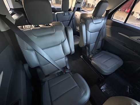 New 2026 Ford Explorer Active w/ Active Comfort Package image 24