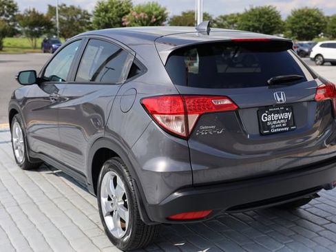 Used 2016 Honda HR-V EX image 3