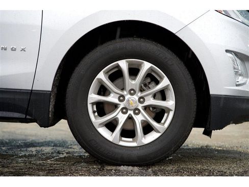 Used 2021 Chevrolet Equinox LT image 16