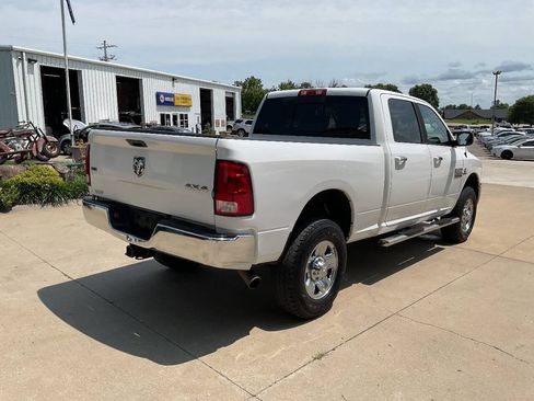 Used 2015 RAM 2500 SLT AWD/4WD image 9