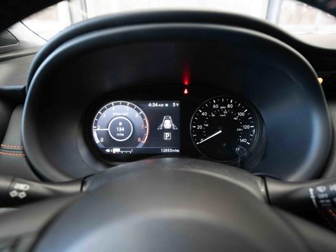 Used 2024 Nissan Kicks SR image 16