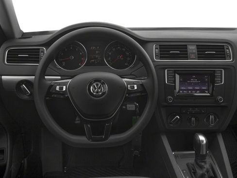 Used 2018 Volkswagen Jetta SEL FWD image 7