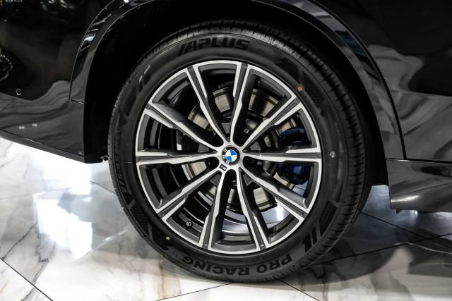 Used 2020 BMW X5 M50i AWD/4WD image 52