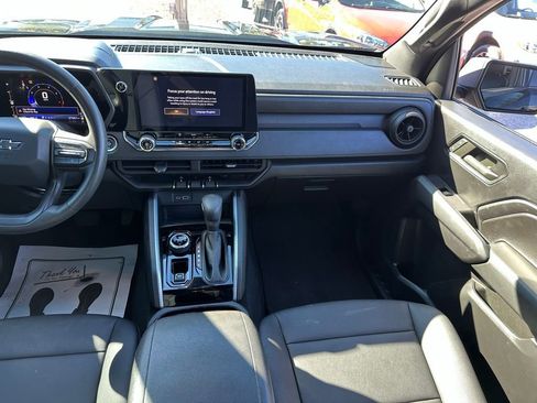 Used 2023 Chevrolet Colorado Trail Boss w/ Advanced Trailering Package image 21