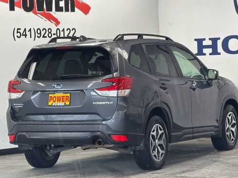 Used 2020 Subaru Forester Premium w/ Popular Package #1 AWD/4WD image 3