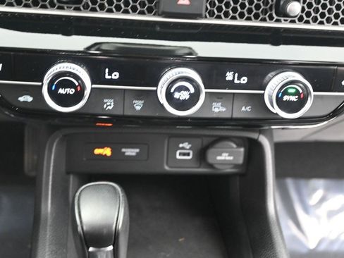 Used 2024 Honda Civic EX-L image 16