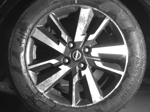 Used 2025 Nissan Versa SV FWD image 14