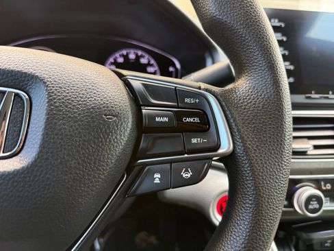Used 2019 Honda Accord LX image 24