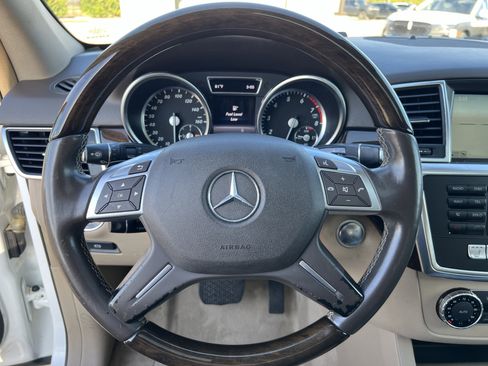 Used 2015 Mercedes-Benz ML 350 2WD image 16