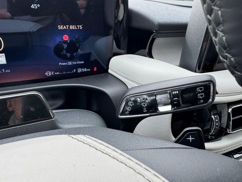 New 2026 Lincoln Aviator Reserve AWD/4WD image 21