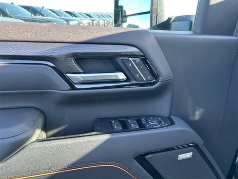 New 2026 GMC Sierra 3500 AT4 w/ AT4 Premium Plus Package image 15