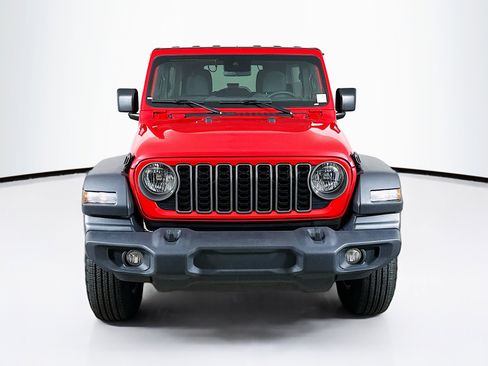 Used 2025 Jeep Wrangler Sport S image 2