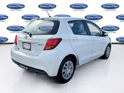 Used 2017 Toyota Yaris L image 8
