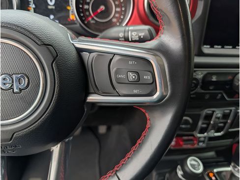 Used 2021 Jeep Gladiator Rubicon AWD/4WD image 18